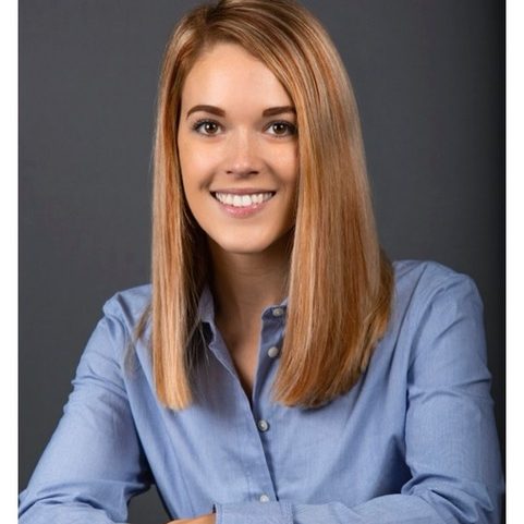 Online Branded Headshot Cropped copy